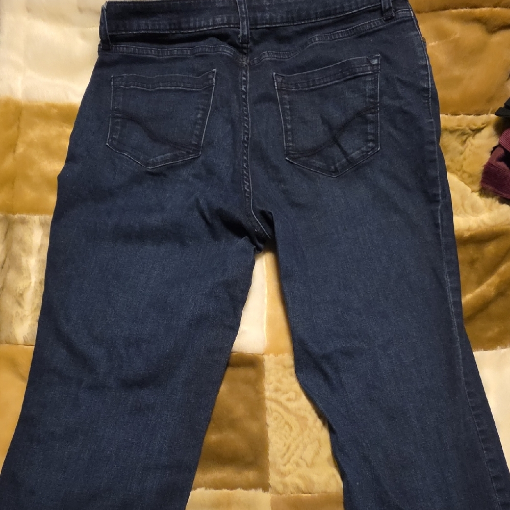 Croft & Barrow Dark Blue Capris